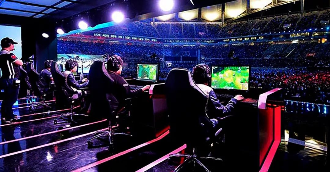 需权衡引援 需权衡引援